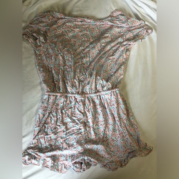 La Vie En Rose Floral Romper - Picture 2 of 3